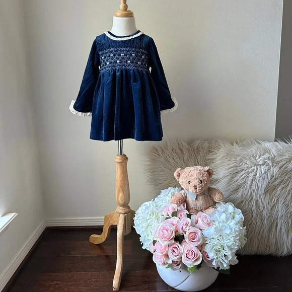 NWT Pretty Girls Smocked Dress Spanish Style Velvet Embroidery Long Sleeve - Picture 5 of 5